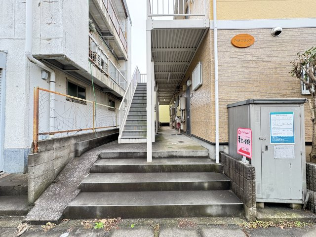 TMフラッツ のエントランス