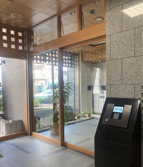 ドラゴンマンション浅草壱番館のエントランス