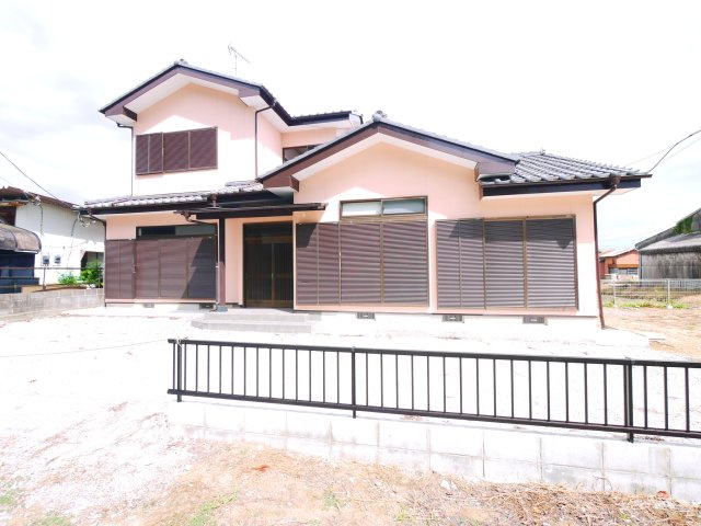 茂原市六ツ野　中古戸建の外観|内外装リフォーム済み令和6年8月敷地約121坪 上下水 駐車3台可能 スーパーナリタヤ徒歩約5分