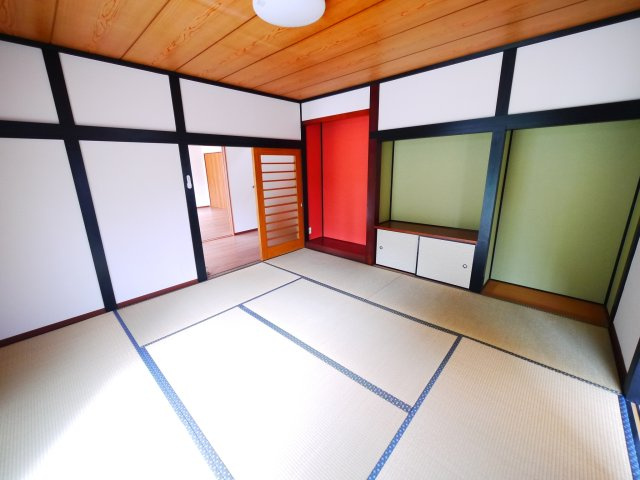 茂原市六ツ野　中古戸建の和室|内外装リフォーム済み令和6年8月敷地約121坪 上下水 駐車3台可能 スーパーナリタヤ徒歩約5分