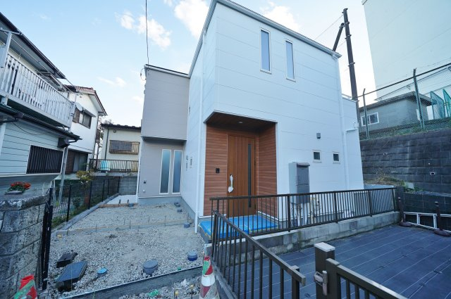 【横浜市保土ケ谷区常盤台45-2新築戸建て】★仲介手数料無料★（常盤台小学校・保土ケ谷中学校）の外観