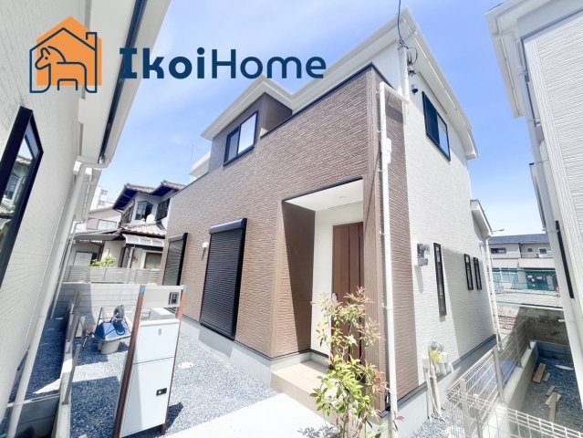 神戸市西区王塚台　新築戸建　1号棟のエントランス|●資料・カタログのご請求無料●最寄り駅の西明石駅までは徒歩22分。通勤や通学に便利な立地です