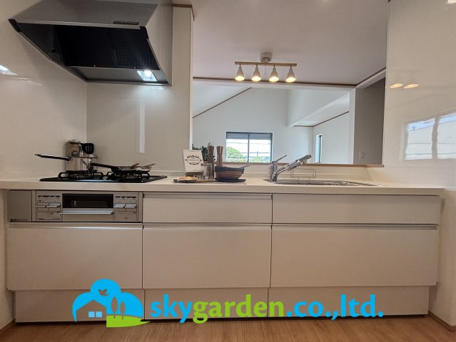 平塚市高浜台　未入居戸建　全4棟2号棟のキッチン