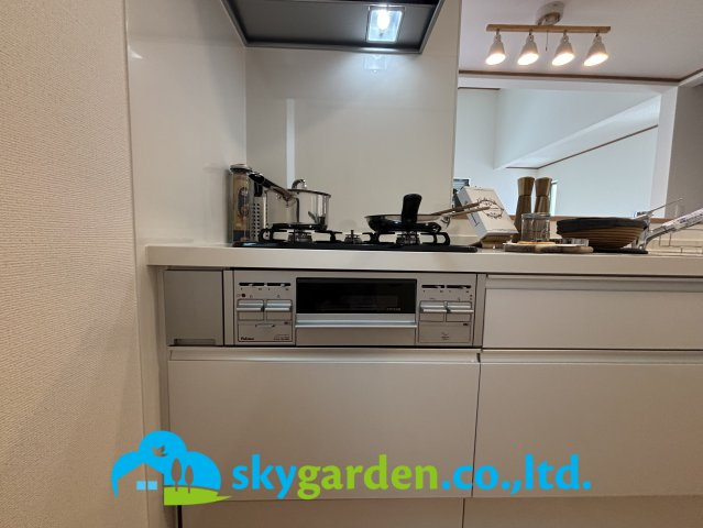 平塚市高浜台　未入居戸建　全4棟2号棟のキッチン
