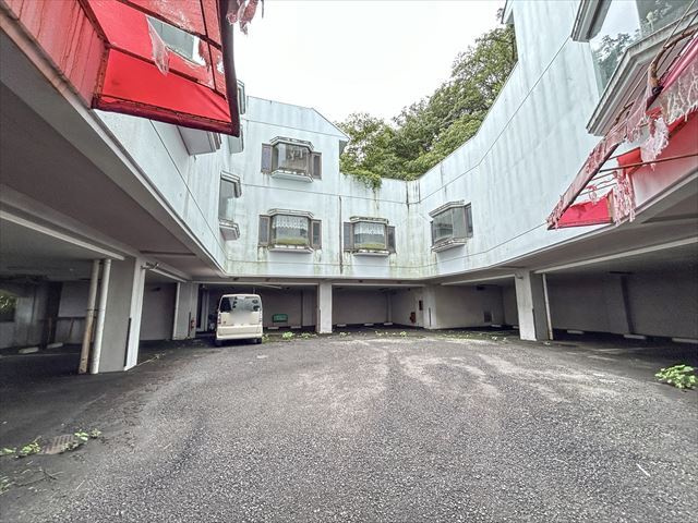伊東市玖須美元和田 売りホテルの画像