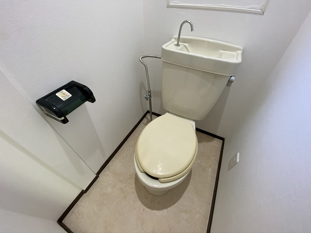 神戸市長田区花山町１丁目の賃貸マンションのトイレ|トイレ