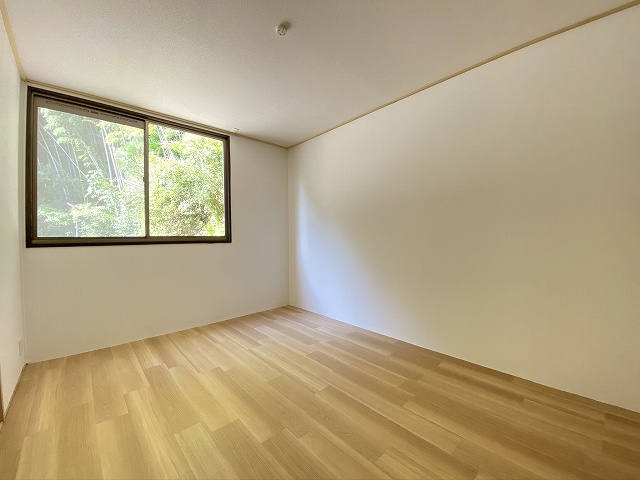 神戸市長田区花山町１丁目の賃貸マンションの内装|洋室