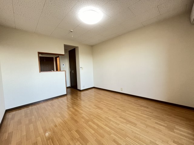 ミホ・コーポの洋室|※反転タイプの写真です。