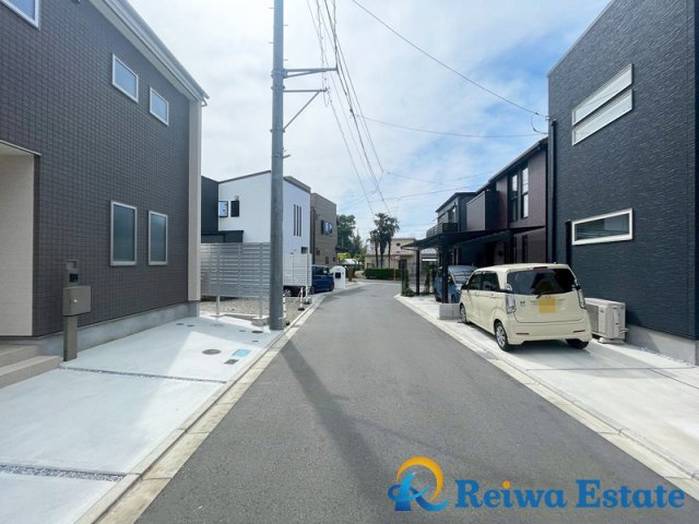 新築戸建　高座郡寒川町小谷1丁目の前面道路含む現地写真