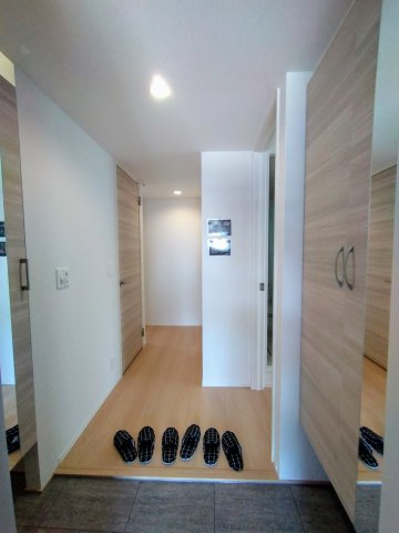 D-ROOM和歌山四番丁の玄関