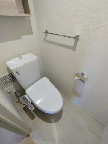 D-ROOM和歌山四番丁のトイレ