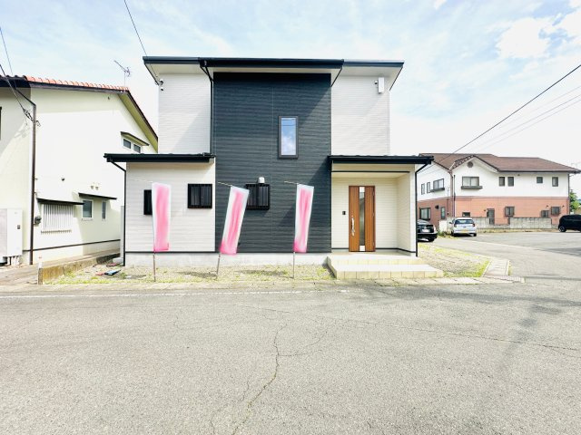 高崎市箕郷町上芝の前面道路含む現地写真|前面道路は車の通りも少なく、駐車も楽々♪
