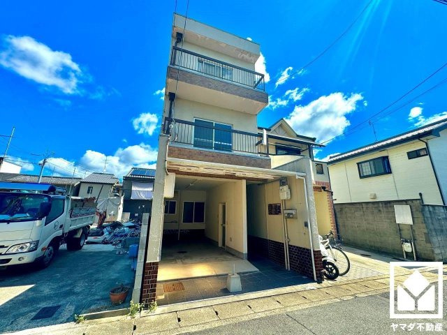 伏見区西大文字町の前面道路含む現地写真