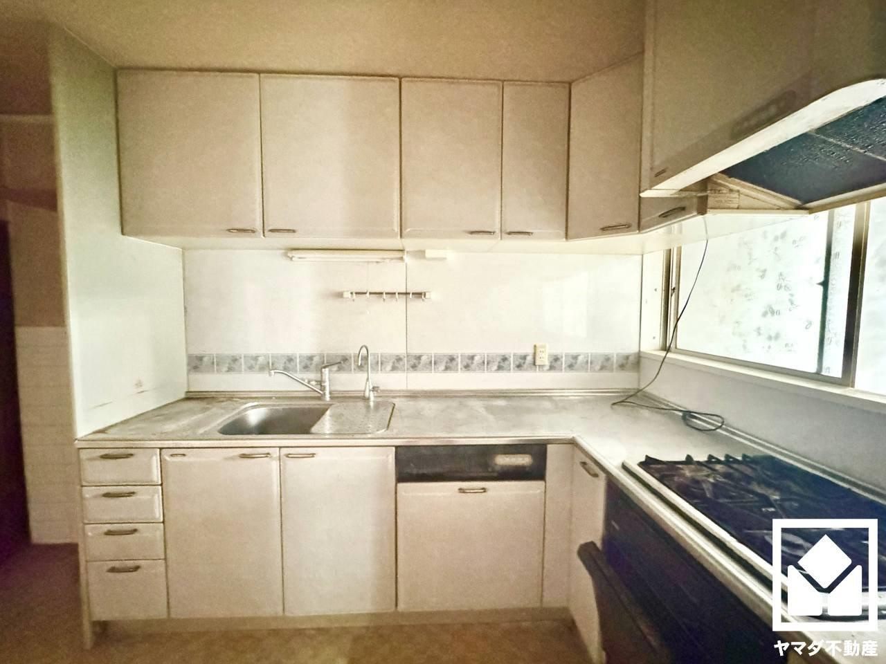 伏見区西大文字町のキッチン