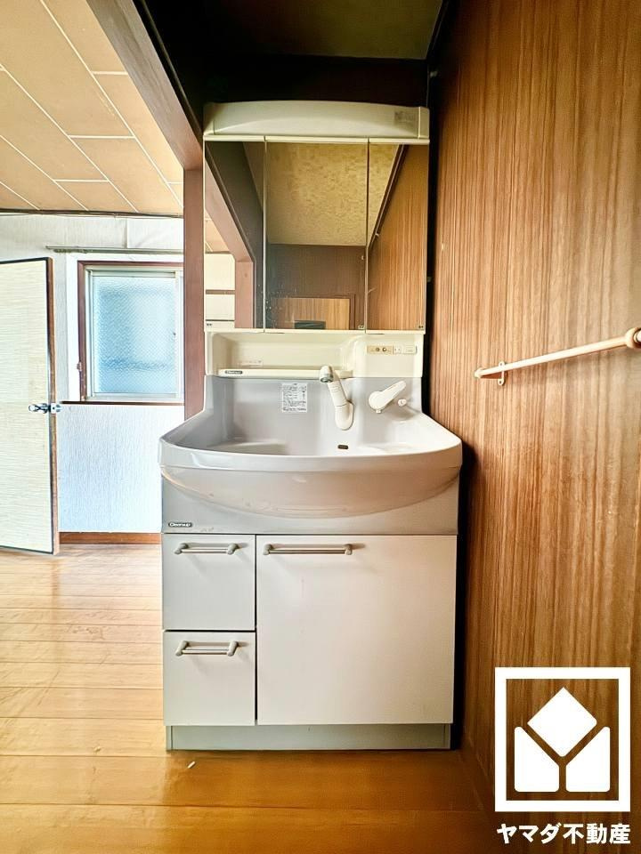 伏見区西大文字町の洗面所