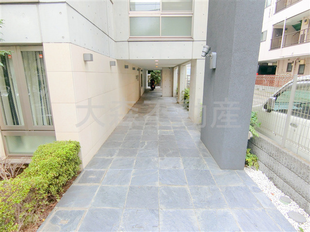 ニューバリュー南大井の外観