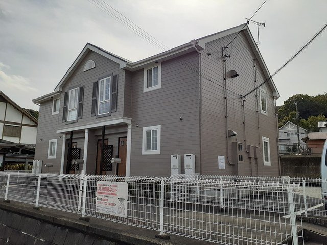 クレストール一ノ坪２番館の外観