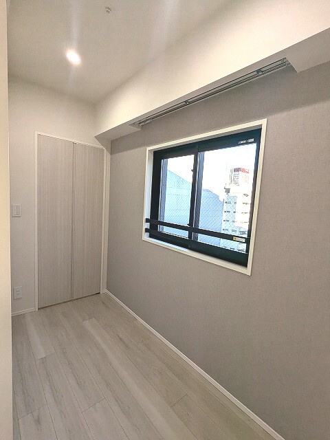 Urbanex千代田淡路町の設備|2.6帖洋室にウォークインクローゼット・ダウンライト付きです