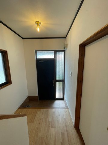 神田の一戸建ての居間・リビング