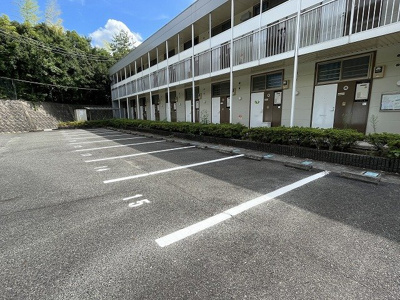 【駐車場】 | レオパレスロフォス
