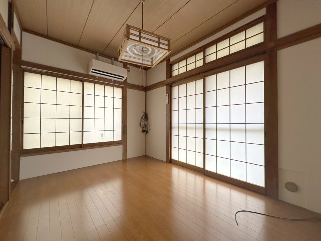 IZ戸建ての居間・リビング