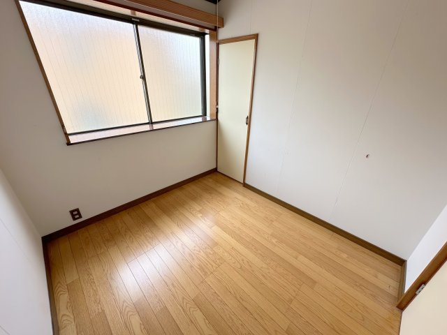 IZ戸建ての内装