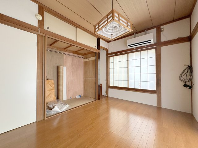 IZ戸建ての居間・リビング