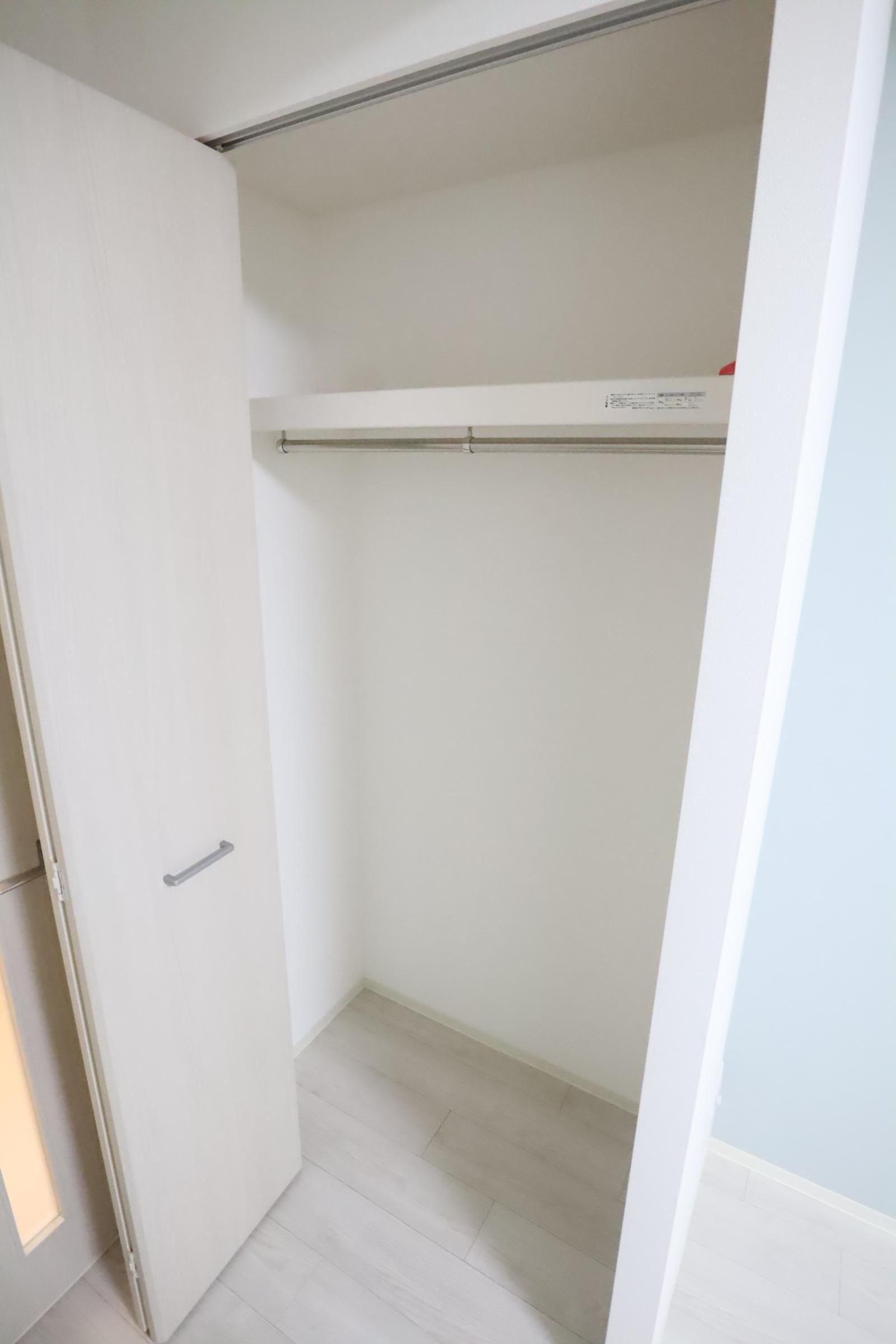 大阪市城東区古市３丁目の賃貸マンションの収納