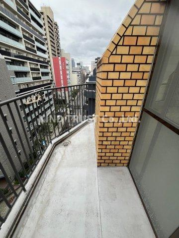 サンライズマンションのバルコニー|外からの目が気にならないバルコニーで洗濯物が干せます