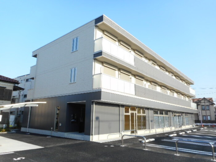 テラス市川高谷の外観