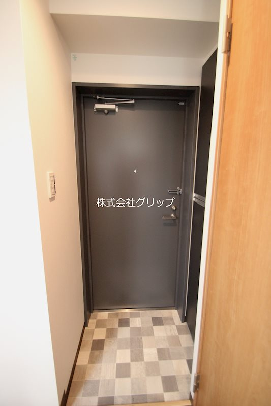 AQUA GRACE 横浜公園の玄関