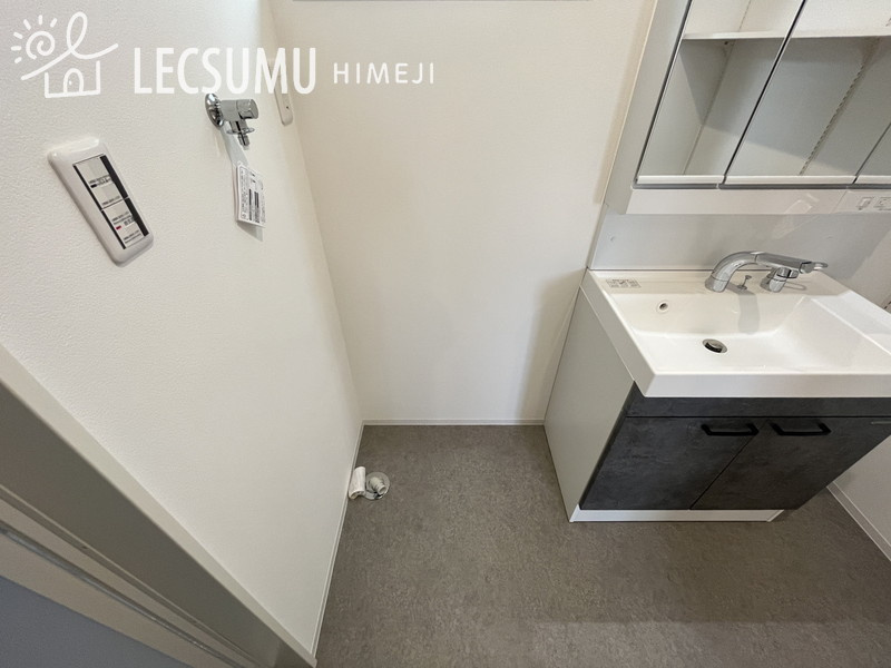 赤穂市尾崎/新築戸建の洗面所