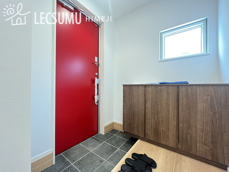 赤穂市尾崎/新築戸建の玄関