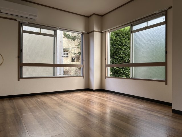 クレールかわかみの居間・リビング