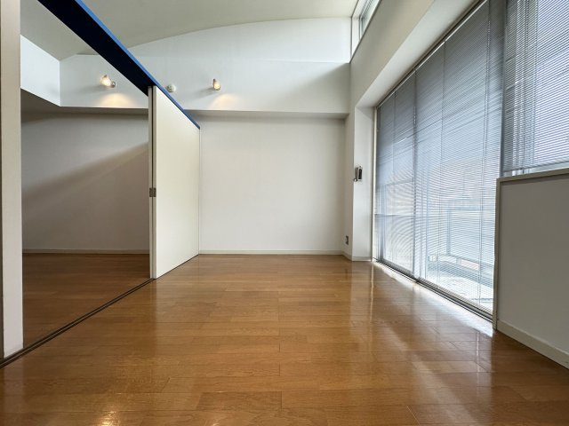 EXT-3の居間・リビング