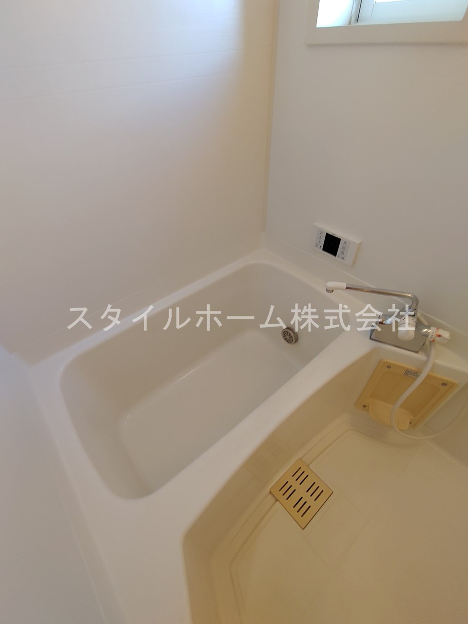 レガーロ寿里Bの浴室