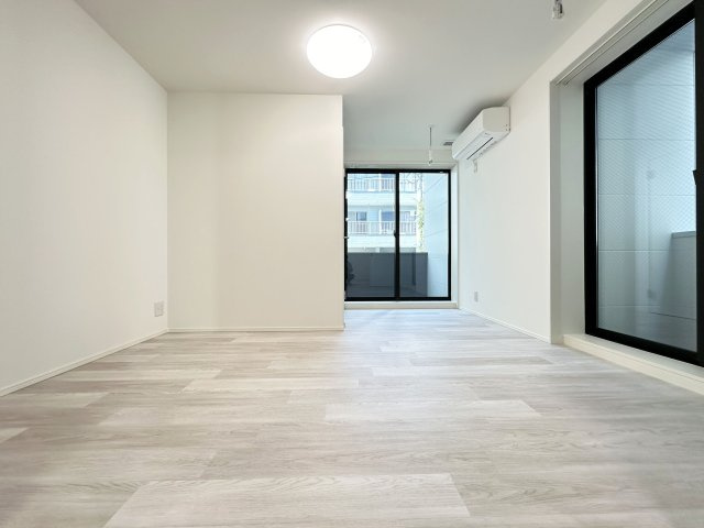 Proud秦南の洋室