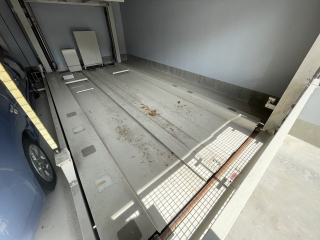 グラン・コート久留米の駐車場