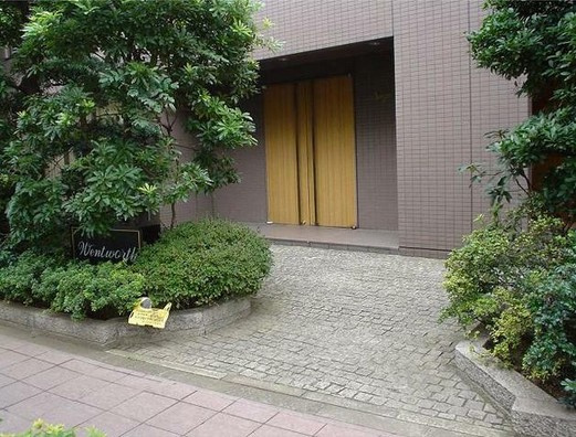 【エントランス】