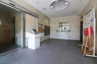 【エントランス】