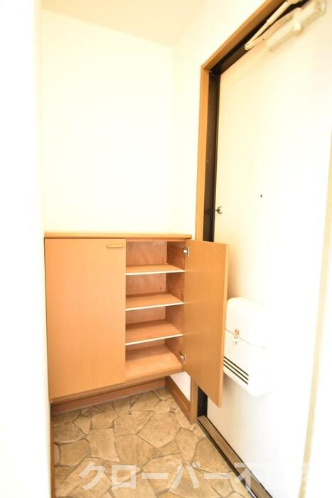 ベルコート B棟の収納|シューズボックス