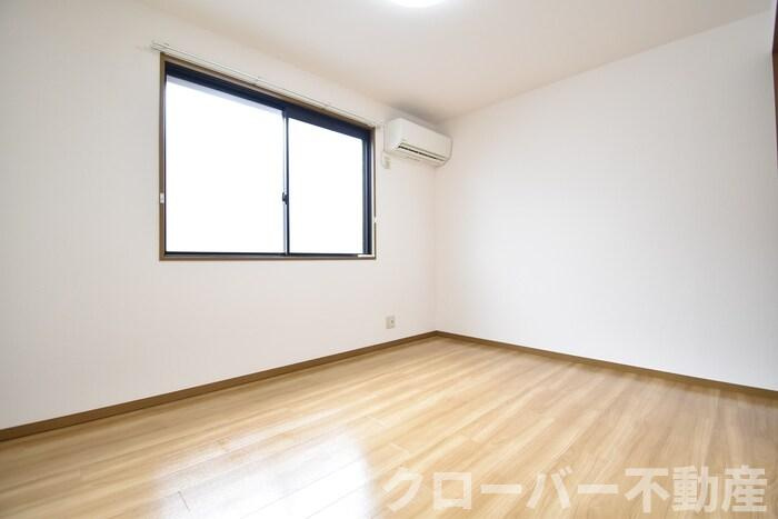 ベルコート B棟の洋室|洋室６帖