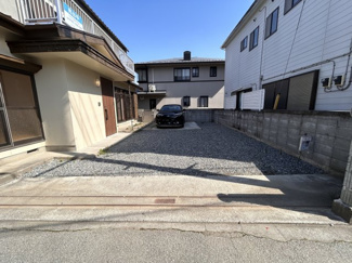 【駐車場】 | 【リフォーム後】普通車並列2台×2列の合計4台駐車可能。