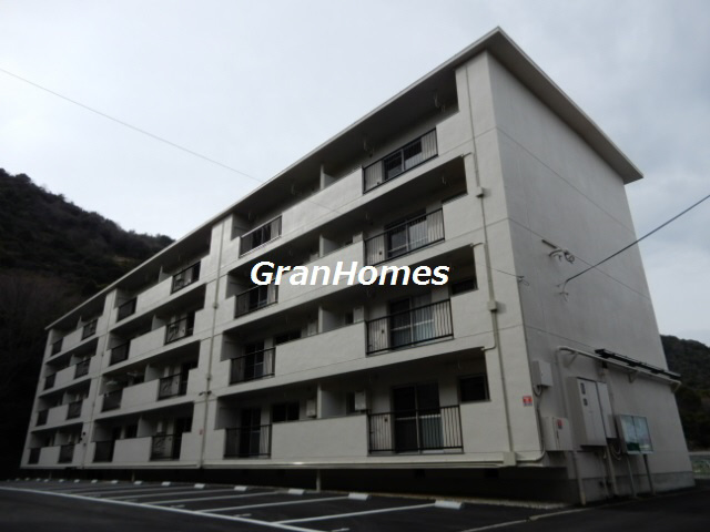 クローバー広畑才の外観