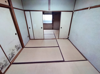 【和室】 | 和室ならではの温かな和の空間で寛ぎの時間を過ごせます