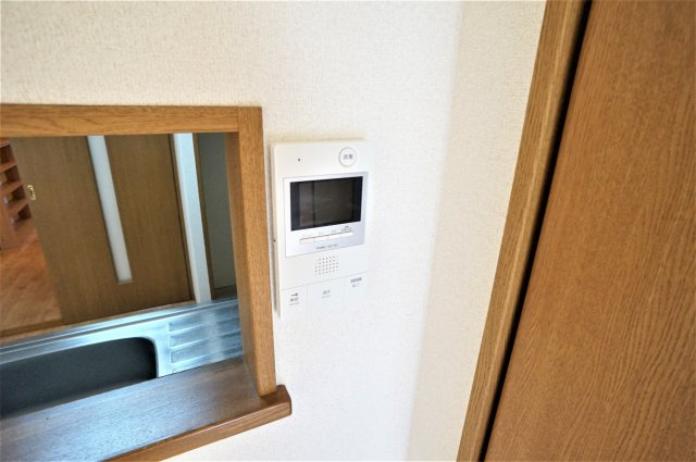オアーゼ東船橋のセキュリティ|急な来客でもＴＶモニターホンで安心ですね