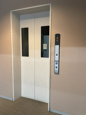 【その他共用部分】 | 新百合ヶ丘パークハウス三番街 | エレベーター付き！荷物の多い日や疲れた日でも、7階までラクラク上がれます☆