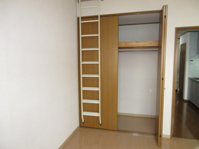 【収納】 | サンヒルズ | ちょっとした収納スペースも充実しています