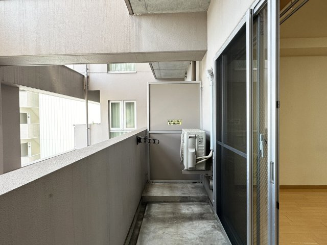アスターハウス新本町のバルコニー