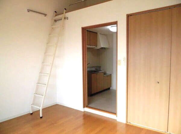 びいⅣ植田の居間・リビング